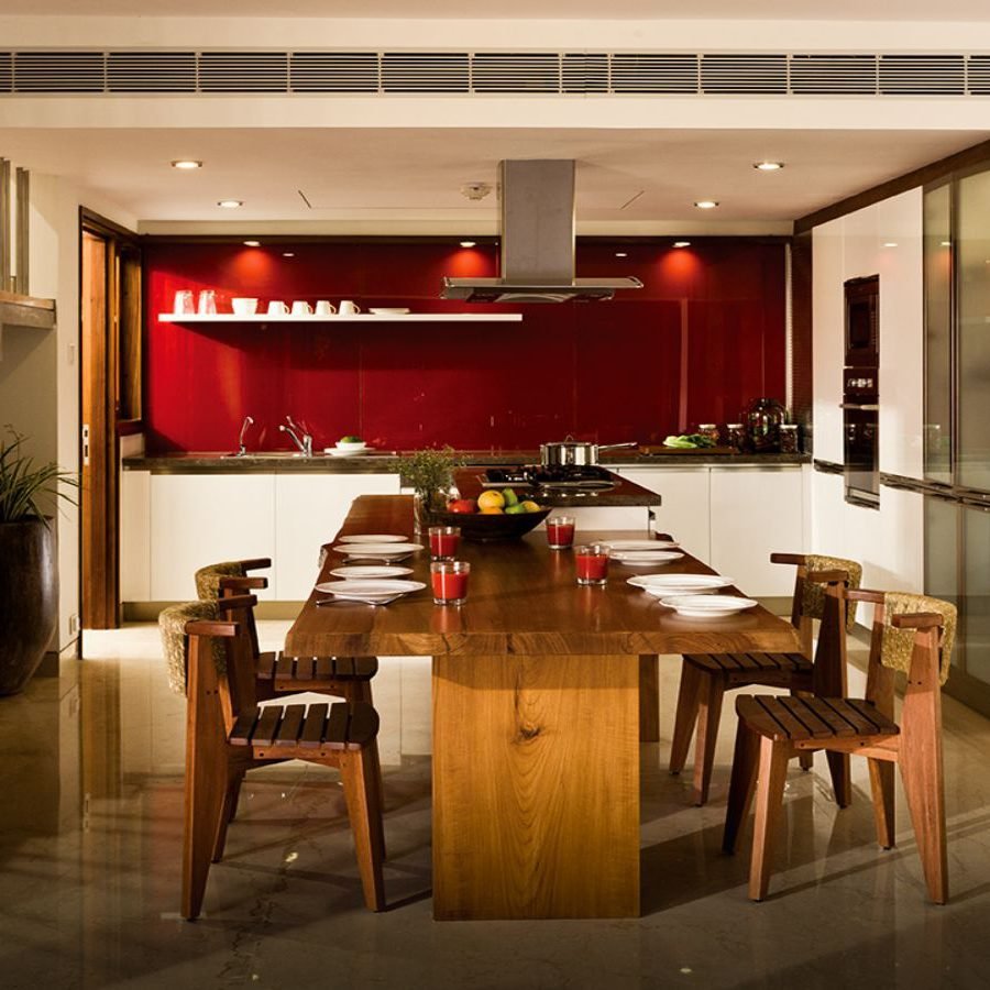 Total Environment - The Magic Faraway Tree - Dining & fully equipped kitchen