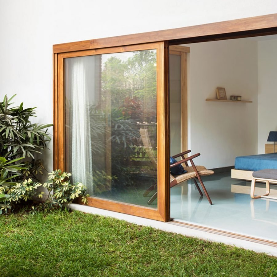 L20 - 1,904 Sqft - An abundance of natural light in the Master Bedroom