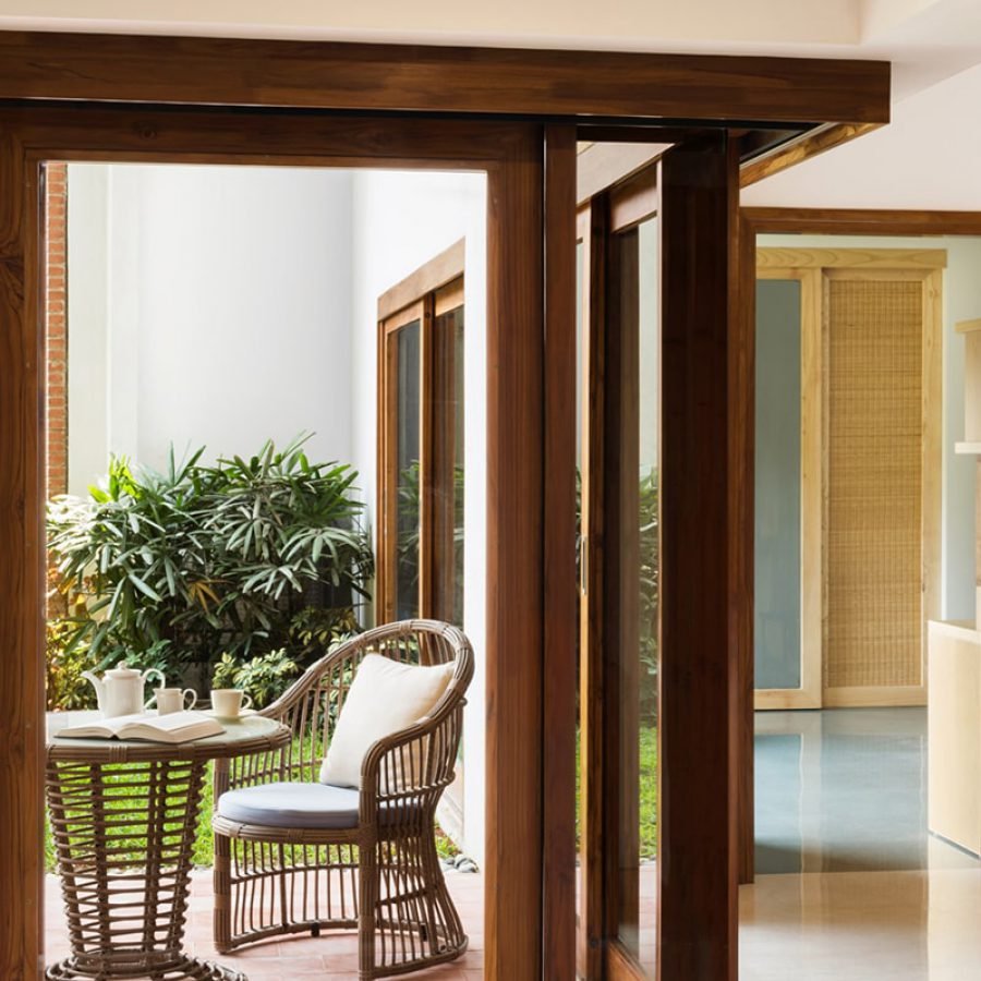 L20 - 1,904 Sqft - Large French Window for easy access to garden & deck