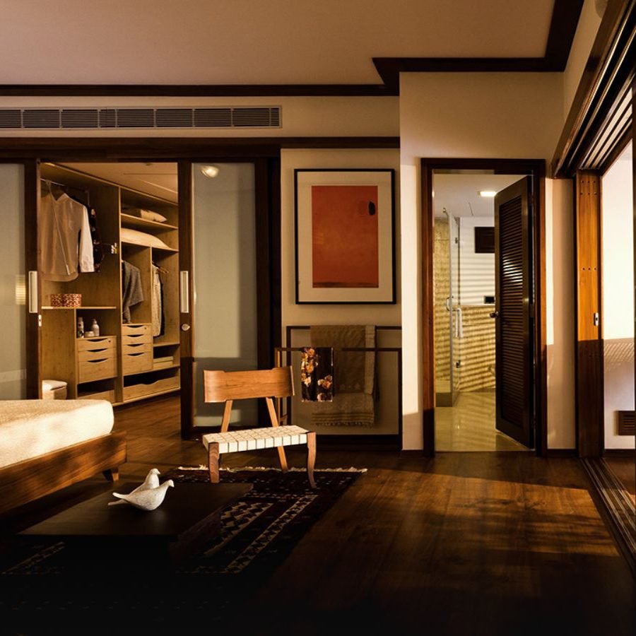 Total Environment - The Magic Faraway Tree - Master bedroom with Closet