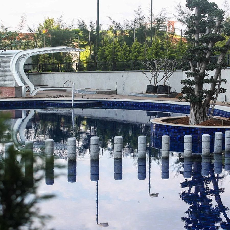 Total Environment - Windmills of Your Mind - View of swimming pool