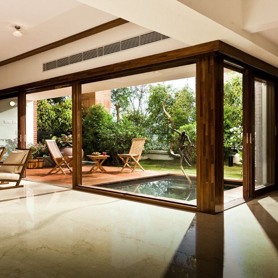 Total Environment - The Magic Faraway Tree - living room with garden view